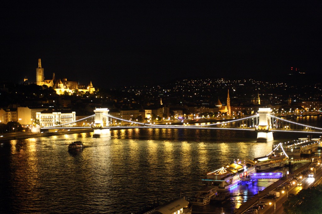 New Year's Eve Interesting Ways from the World - Budapest New Year